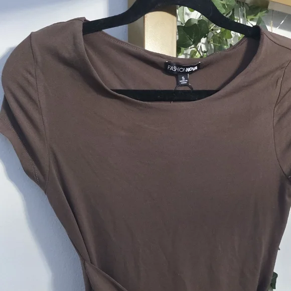 Fashion Nova Chocolate Short Sleeve Top - Picture 3 of 5